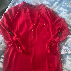 Women’s medium red top